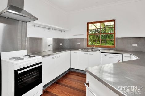 Property photo of 8 Sunflower Street Wynnum QLD 4178