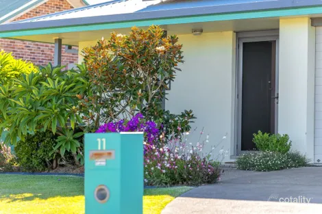 11 Spinnaker Cove, Wallabi Point, NSW 2430