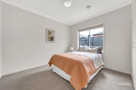 Property photo of 11 Kaleno Way Kalkallo VIC 3064