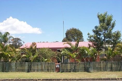 19 Smith St, Urangan, QLD 4655