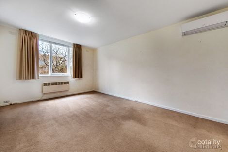 Property photo of 2/13-15 Munro Street Ascot Vale VIC 3032