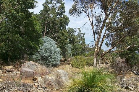 13 Hillside Cres, Gooseberry Hill, WA 6076