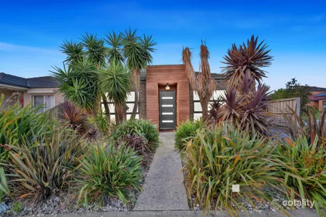 Property photo of 20 Violet Way Cranbourne VIC 3977