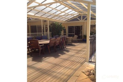 Property photo of 17 Messina View Secret Harbour WA 6173