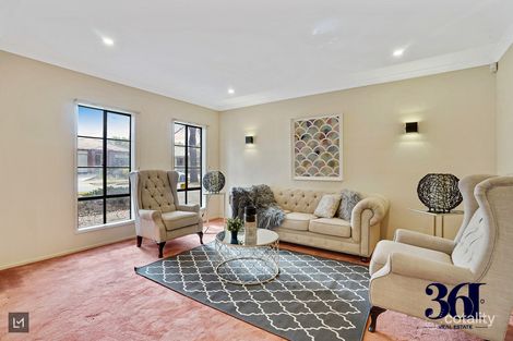 Property photo of 5 Ironbark Grove Burnside Heights VIC 3023