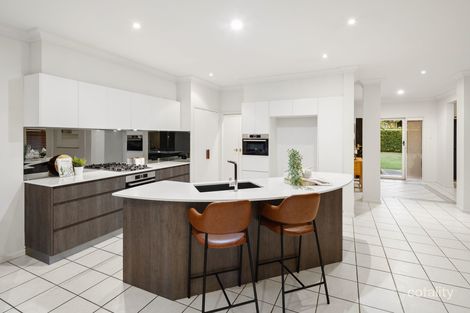 Property photo of 19 The Esplanade Forest Lake QLD 4078