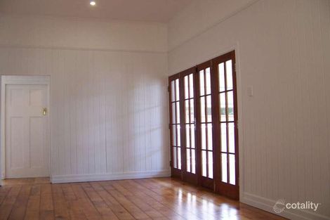 Property photo of 43 Kinmond Avenue Wavell Heights QLD 4012