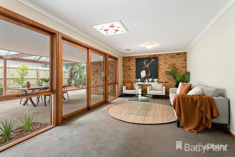 Property photo of 2 Challenge Court Frankston VIC 3199