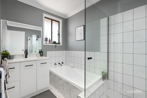 Property photo of 21 Truscott Avenue Kariong NSW 2250