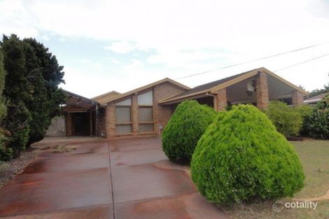 Property photo of 5 Oriole Drive Werribee VIC 3030