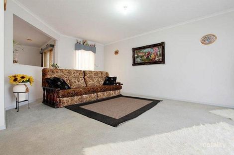 Property photo of 31 John Paul Drive Hillside VIC 3037