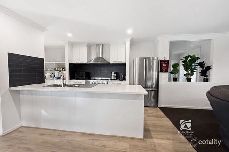 Property photo of 2 Dyirra Chase Swan Reach VIC 3903