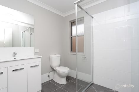 Property photo of 2/4 Reaside Road Walloon QLD 4306