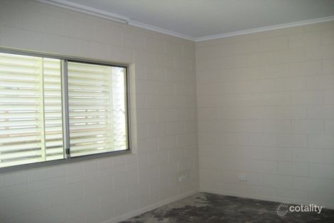 Property photo of 31 Taylor Street Tully Heads QLD 4854