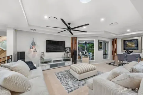 Property photo of 5 Liberty Court Newport QLD 4020