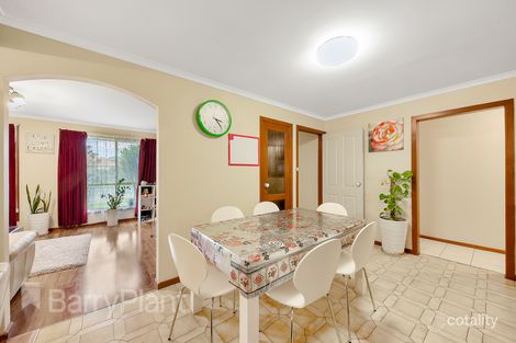 Property photo of 29 Kinterbury Drive Kings Park VIC 3021