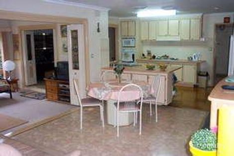 Property photo of 18 Chinook Crescent Mooroolbark VIC 3138