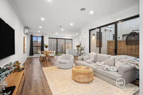 Property photo of 15 Emery Avenue Doreen VIC 3754