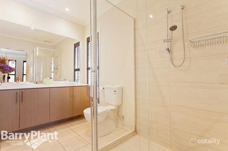 Property photo of 8 Tarango Drive Point Cook VIC 3030