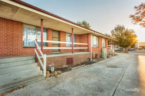 3/159 Oshanassy St, Sunbury, VIC 3429