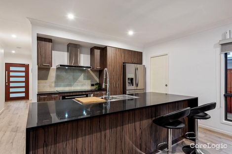 Property photo of 86 Lomond Circuit Upper Kedron QLD 4055