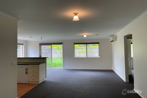 Property photo of 4 Turella Close Berwick VIC 3806