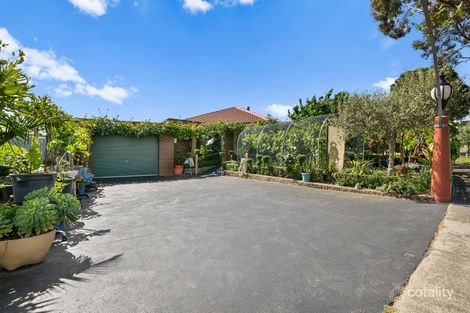 Property photo of 15 Pemberton Drive Narre Warren VIC 3805