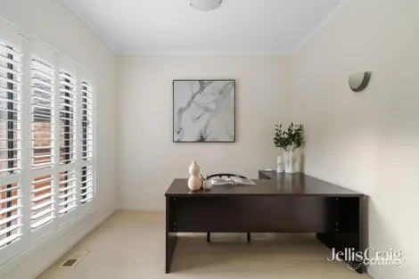 Property photo of 4 Kimberley Close Eltham VIC 3095