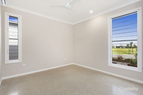 Property photo of 4 Wrasse Burdell QLD 4818