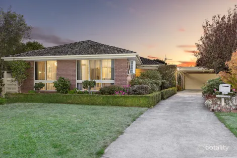 Property photo of 1 Talbot Court Wendouree VIC 3355