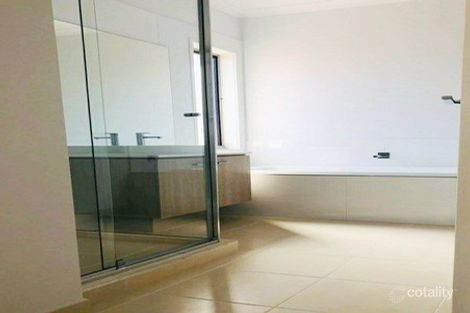 Property photo of 52 Atlantis Drive Point Cook VIC 3030