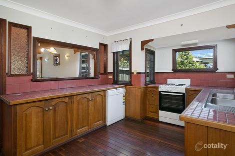 Property photo of 32 Haig Street Wynnum West QLD 4178