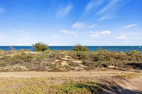 Property photo of 8 The Esplanade Clinton SA 5570