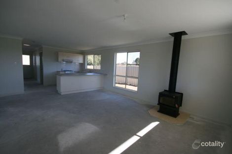Property photo of 50 Border Street Wallangarra QLD 4383