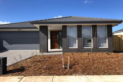 Property photo of 31 Astoria Drive Point Cook VIC 3030