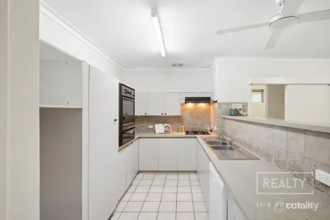 Property photo of 32 Clement Drive Karrinyup WA 6018