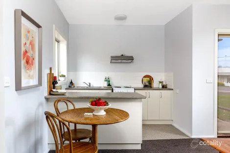Property photo of 1/222 Drummond Street South Ballarat Central VIC 3350