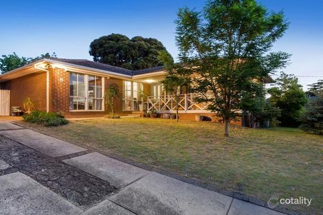 Property photo of 8 Geneva Court Frankston VIC 3199