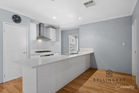 Property photo of 2/9 Parnell Way Canning Vale WA 6155