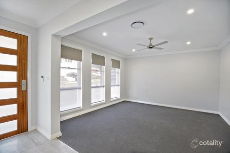 Property photo of 8 Galloway Road Glenmore Park NSW 2745