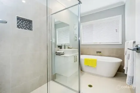 Property photo of 43 Marshlocks Crescent Caboolture QLD 4510