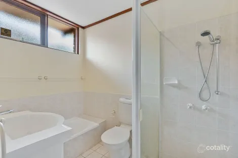 Property photo of 5 Lealt Place Ardross WA 6153