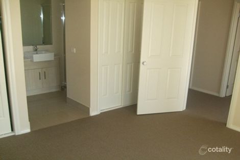 Property photo of 1/21 Trish Walk Werribee VIC 3030