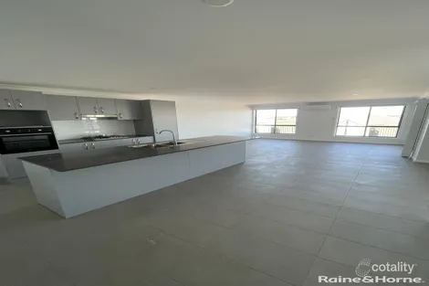 Property photo of 2/11 Francis Avenue North Tamworth NSW 2340