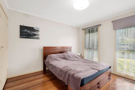 Property photo of 34 Greenock Crescent Wantirna VIC 3152