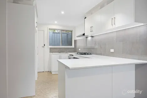 Property photo of 3/26 Yallambee Drive Kennington VIC 3550