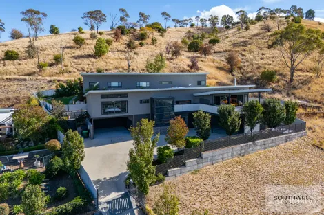 16 Oliver St, North Tamworth, NSW 2340