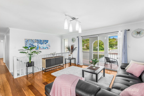 Property photo of 86 Dandenong Road Jamboree Heights QLD 4074