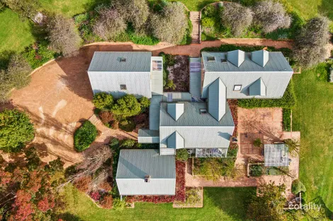 Property photo of 7 Kimberley Drive Bowral NSW 2576