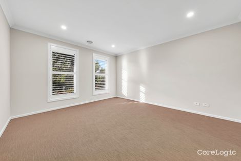 Property photo of 10 Gatsby Drive Officer VIC 3809